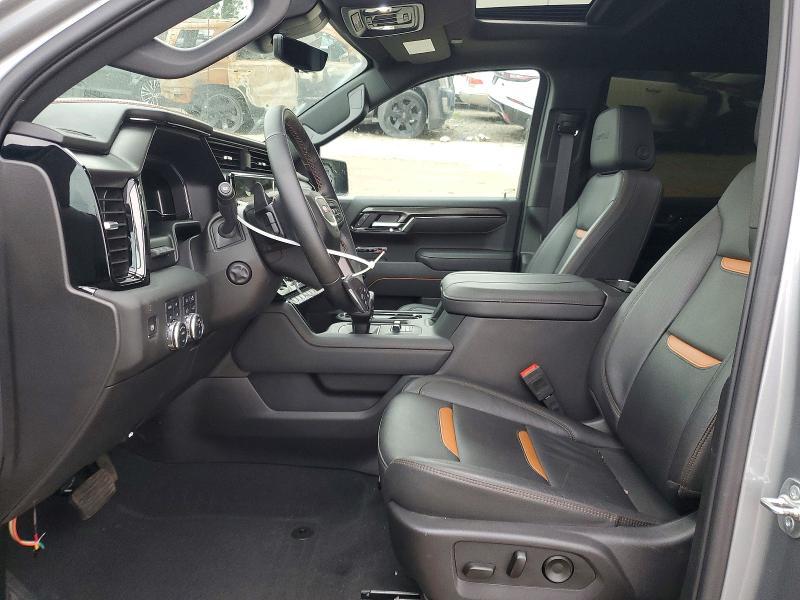 2025 GMC Sierra K1500 AT4