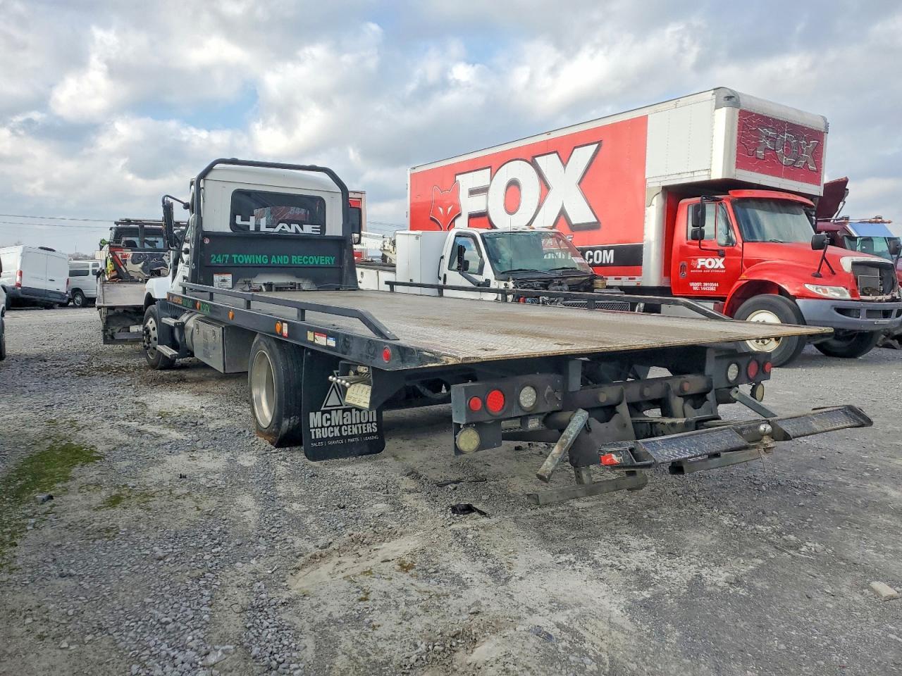 2022 Mack MD Rollback Truck