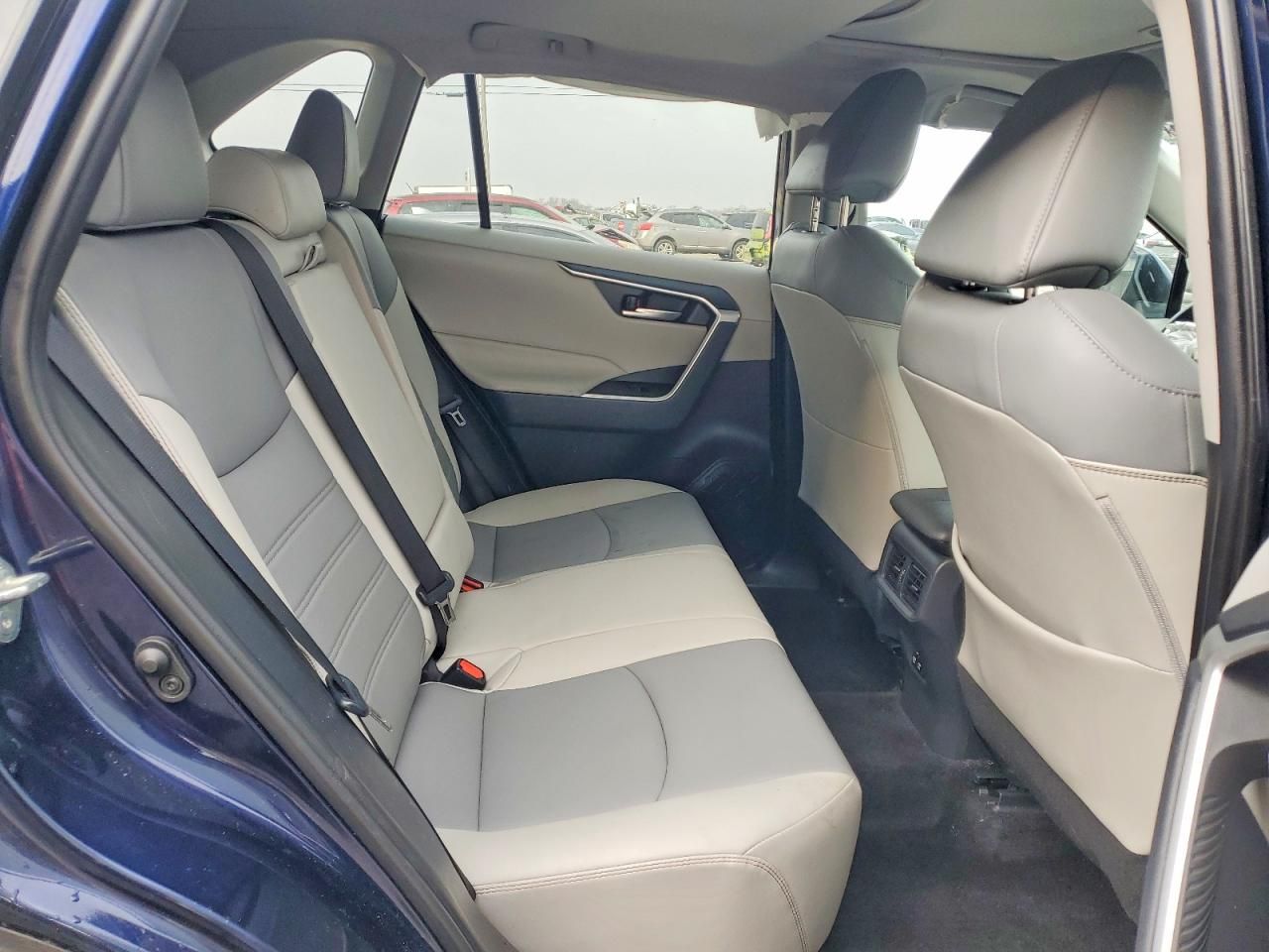2019 Toyota Rav4 xle Premium