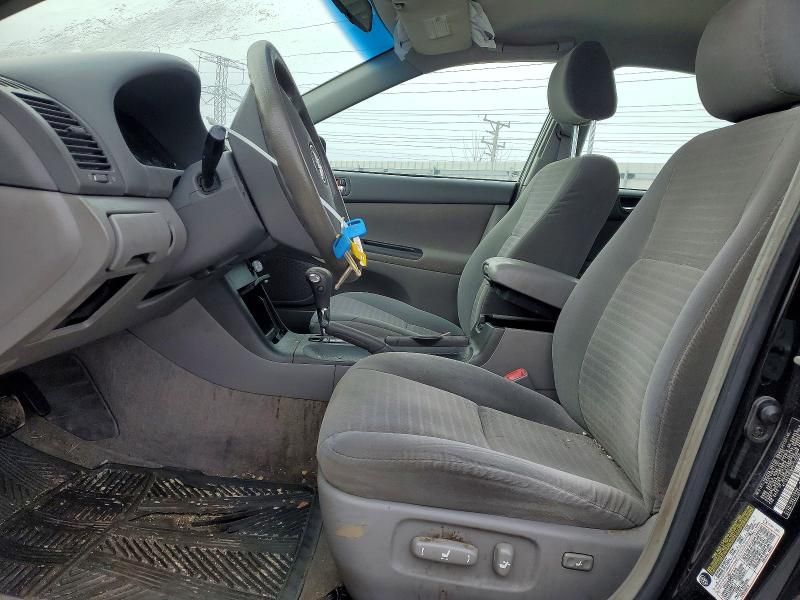 2006 Toyota Camry le