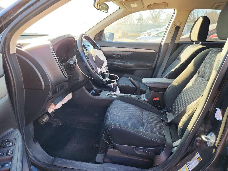 2016 Mitsubishi Outlander se