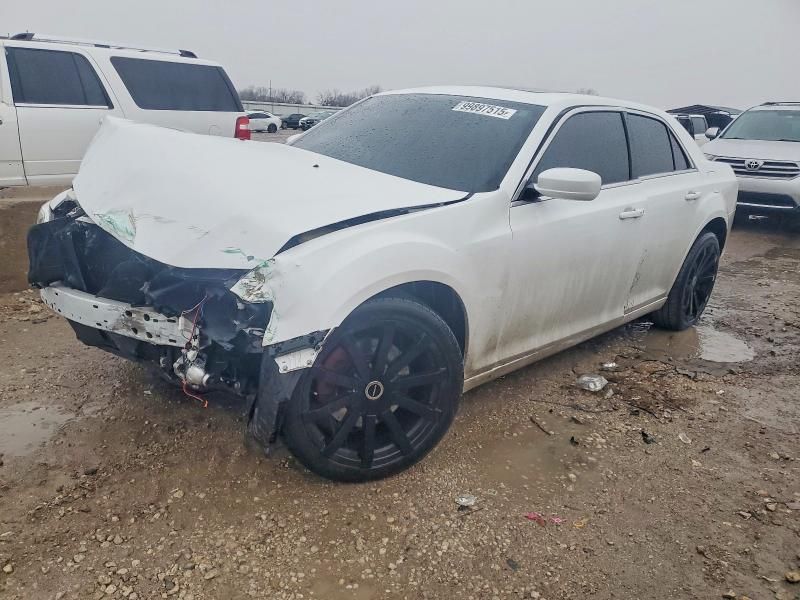 2016 Chrysler 300 Limited