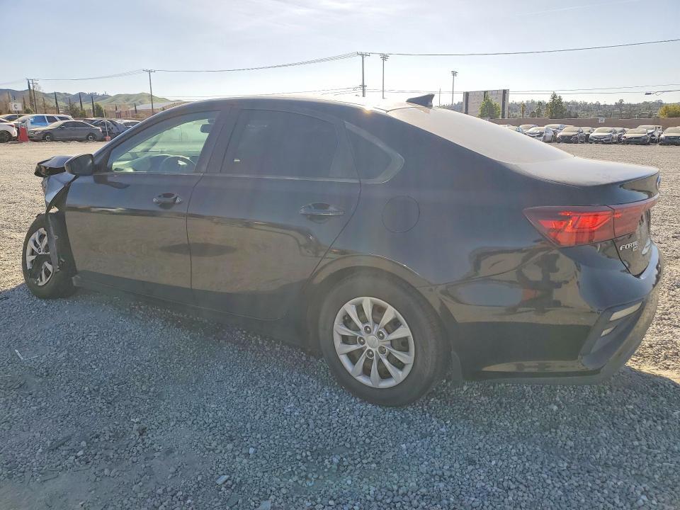 2021 KIA Forte fe