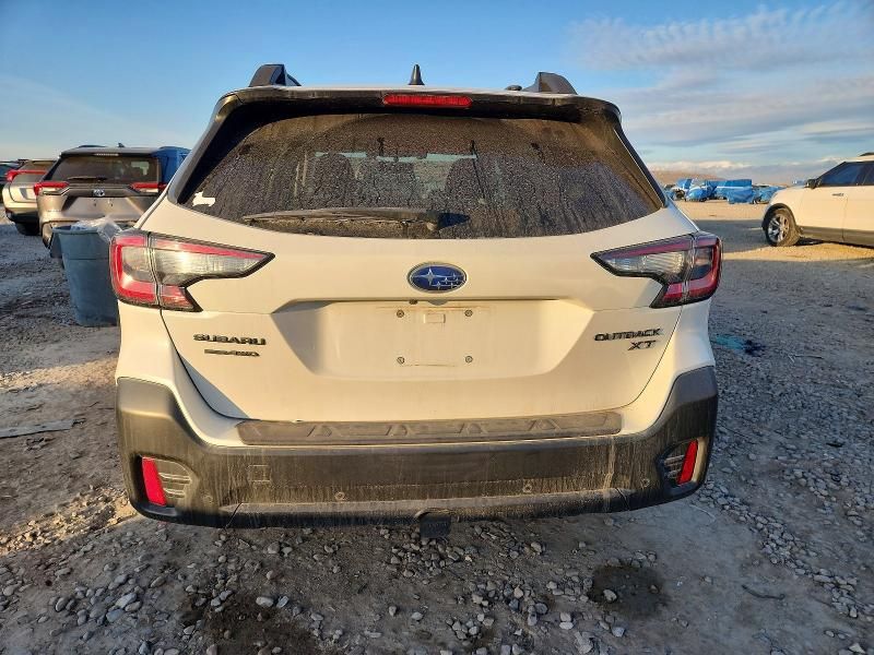 2020 Subaru Outback Onyx Edition xt