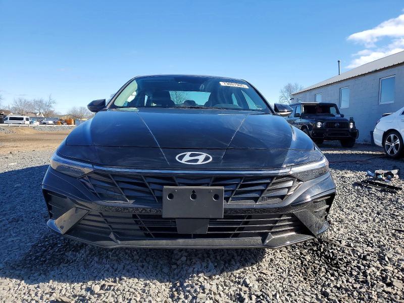 2025 Hyundai Elantra sel