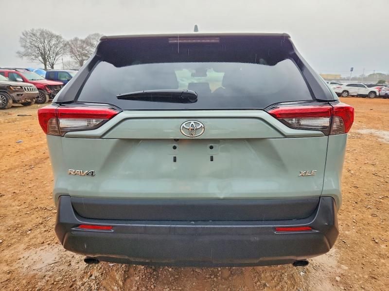 2020 Toyota Rav4 xle