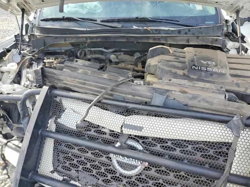 2019 Nissan Titan xd sl