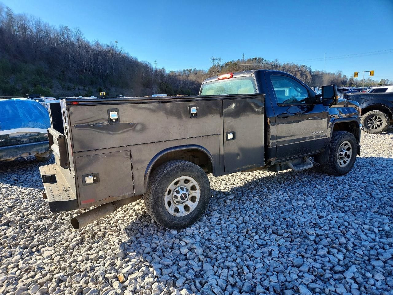 2015 GMC Sierra Utility / Service Truck