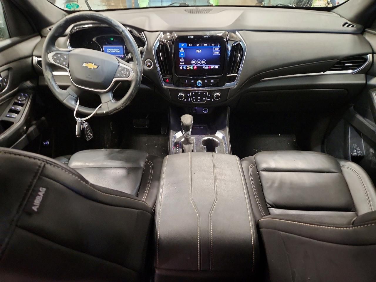 2023 Chevrolet Traverse lt