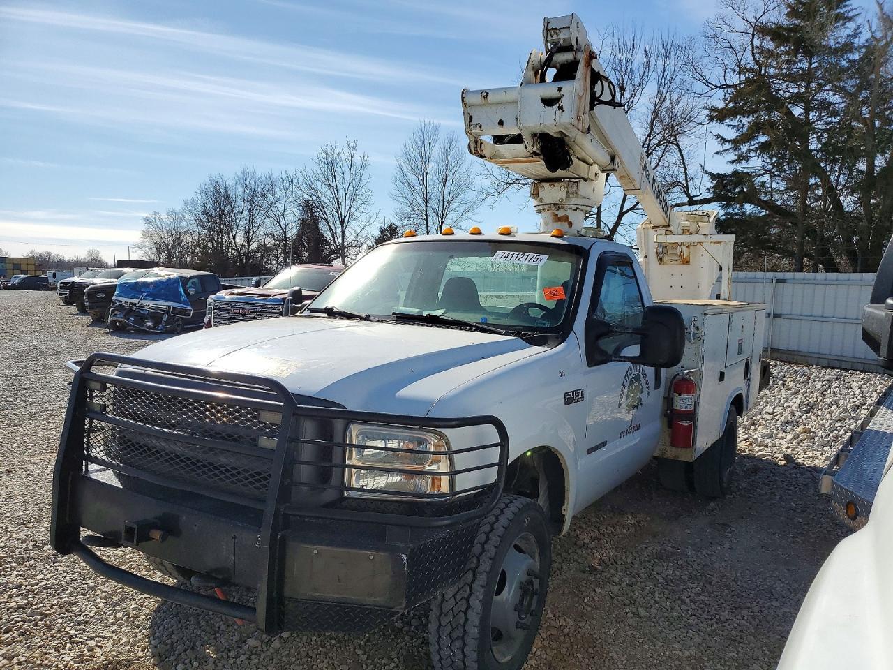 2000 Ford F450 Super Duty Bucket Truck