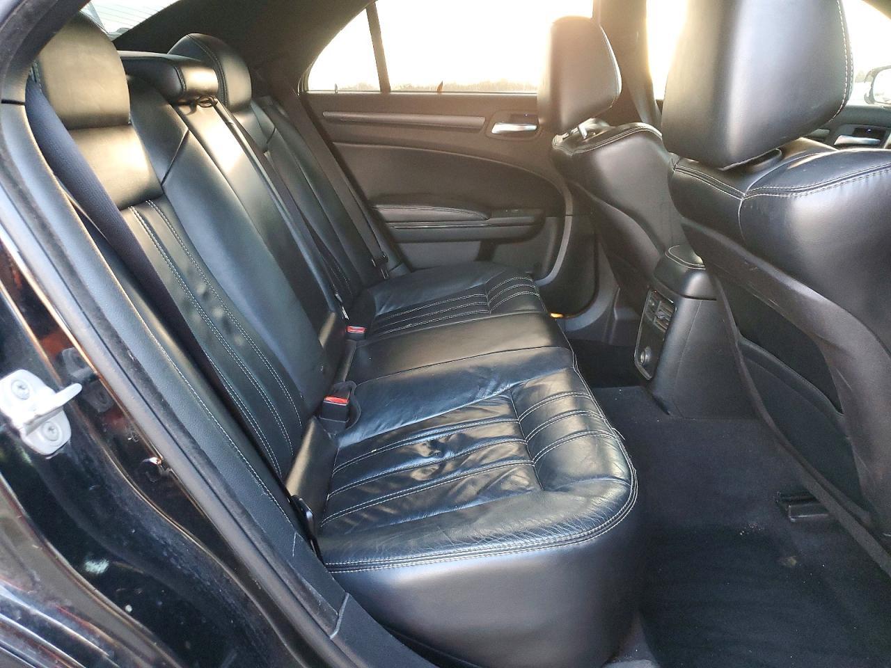 2013 Chrysler 300 s