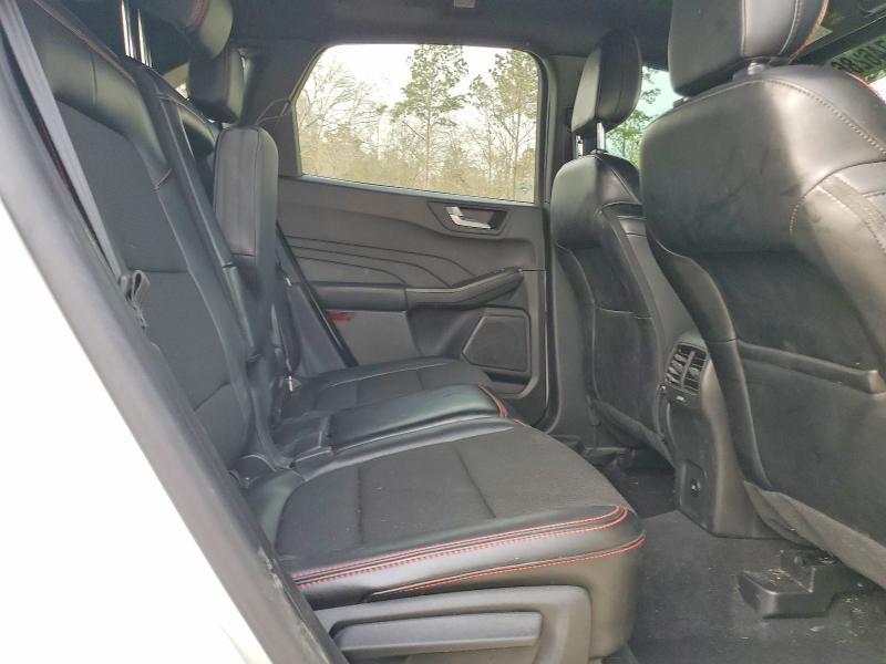 2024 Ford Escape st Line