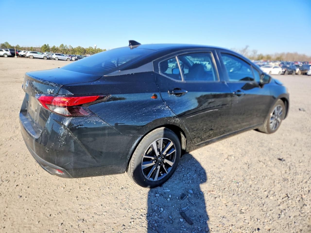 2022 Nissan Versa sv
