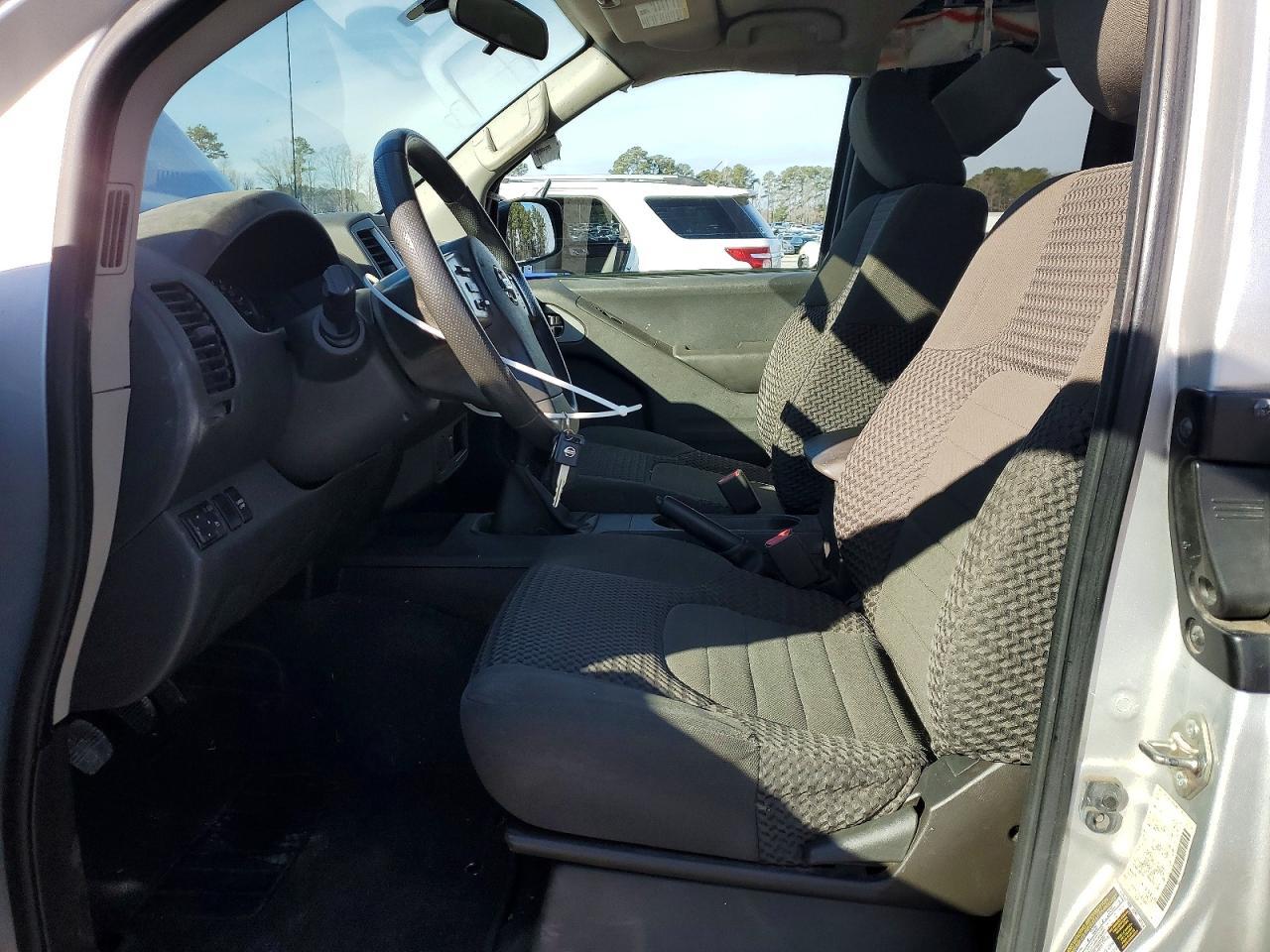2018 Nissan Frontier s