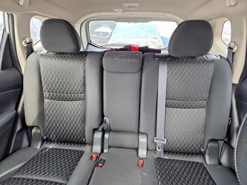 2018 Nissan Rogue sv