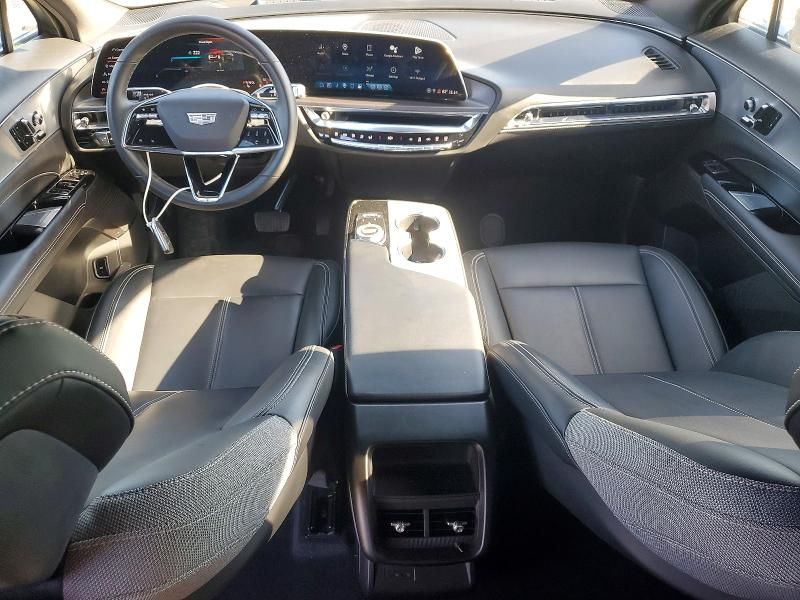 2024 Cadillac Lyriq Tech