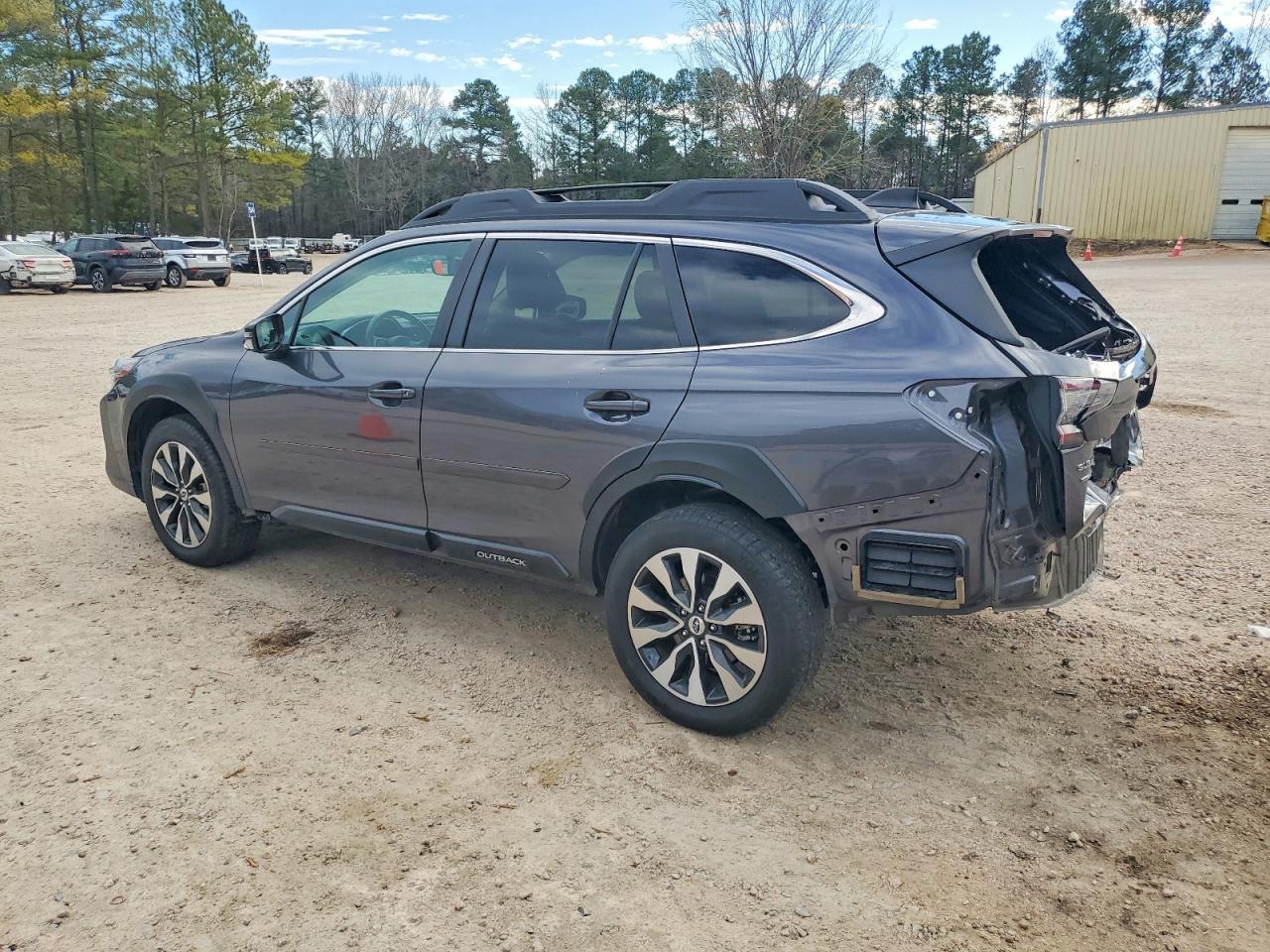 2023 Subaru Outback Limited xt