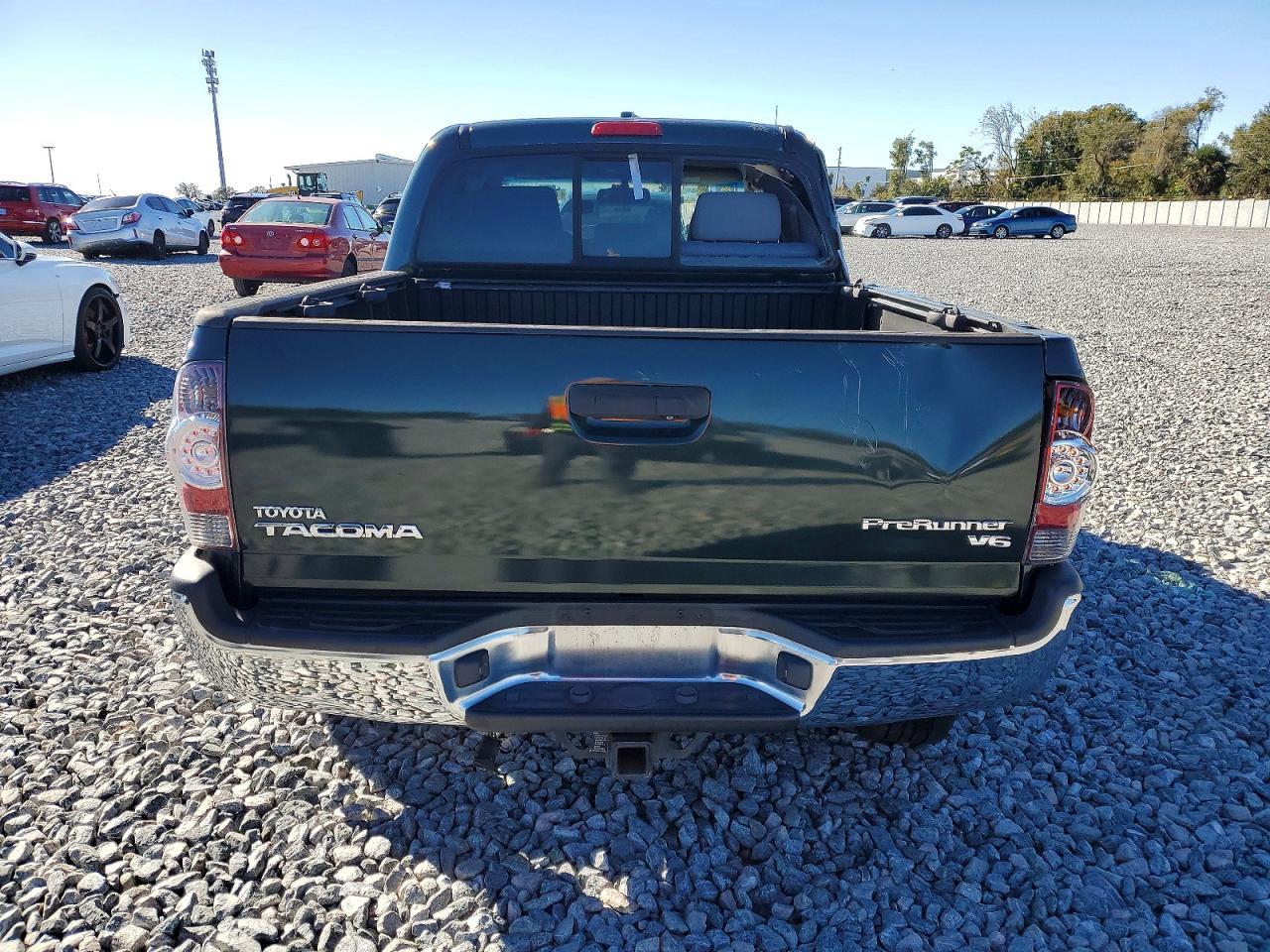 2011 Toyota Tacoma Double cab Prerunner