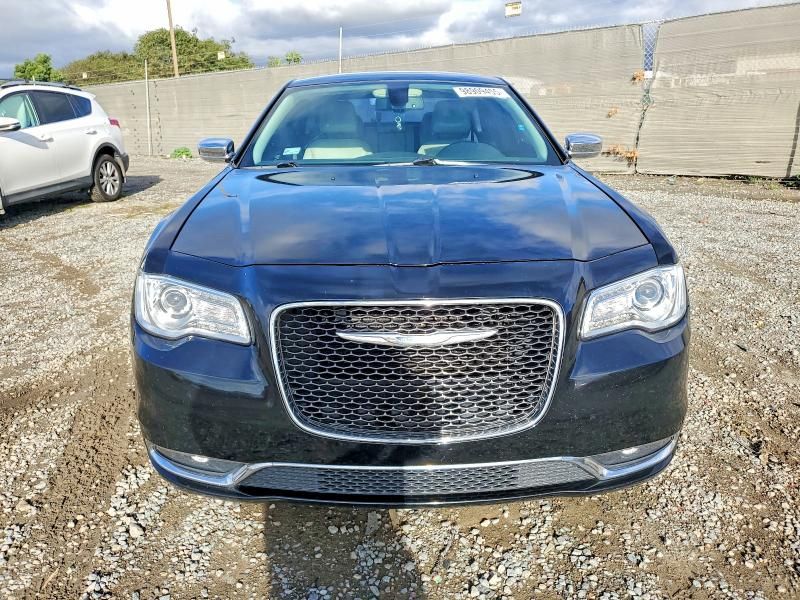 2018 Chrysler 300 Limited