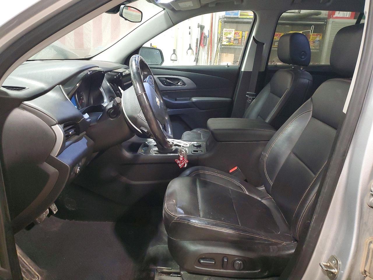2021 Chevrolet Traverse lt