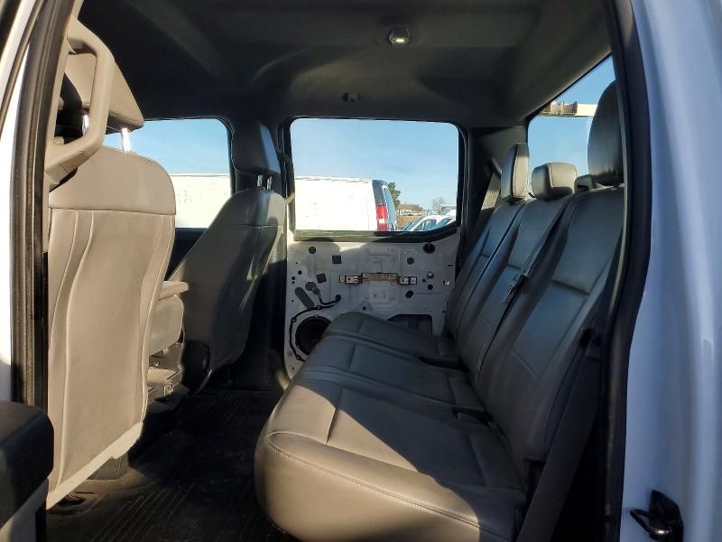 2017 Ford F550 Super Duty Utility / Service Truck