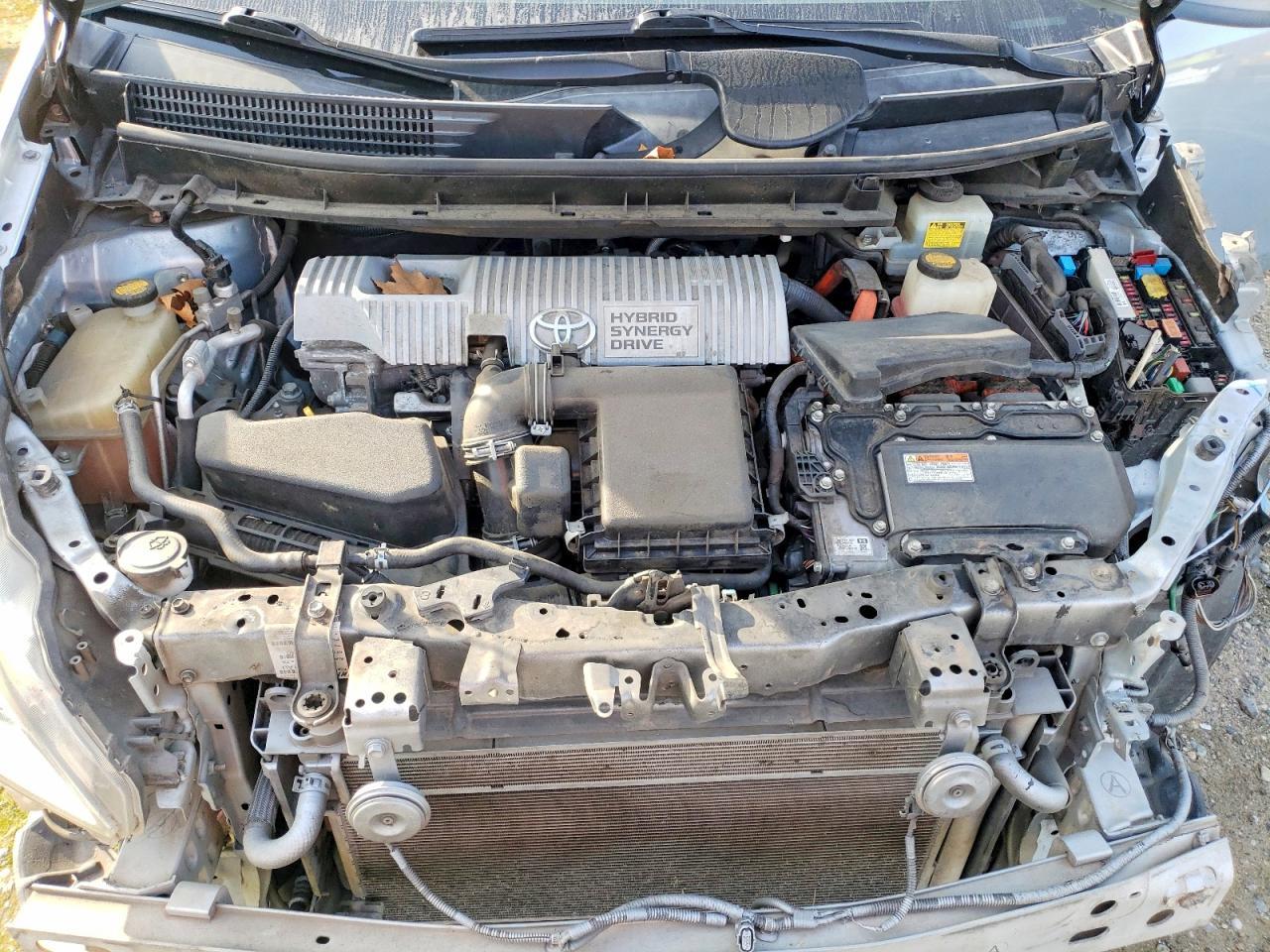 2014 Toyota Prius v Three