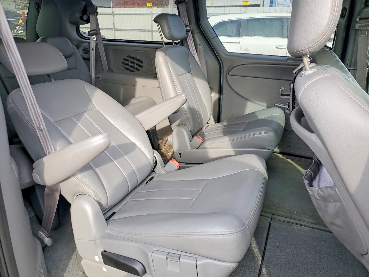 2005 Chrysler Town & Country Touring