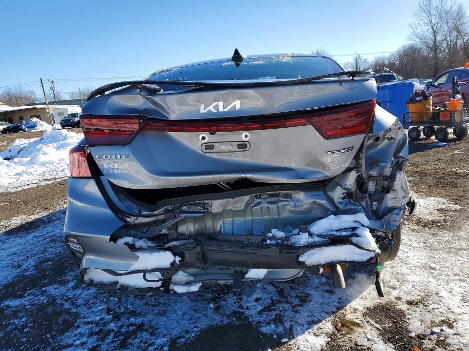 2022 KIA Forte gt Line