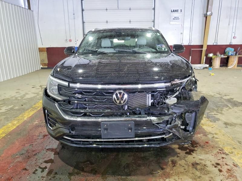 2024 Volkswagen Atlas Cross Sport sel Premium R-line