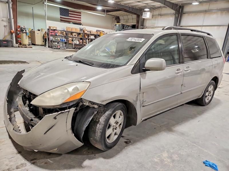 2007 Toyota Sienna xle