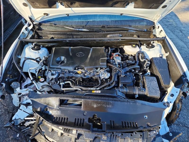 2025 Toyota Camry le