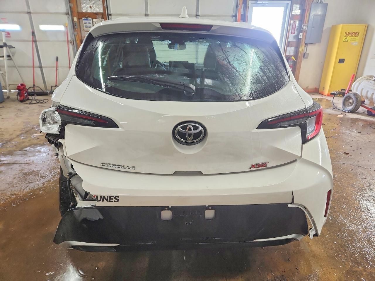 2025 Toyota Corolla Hatchback xse