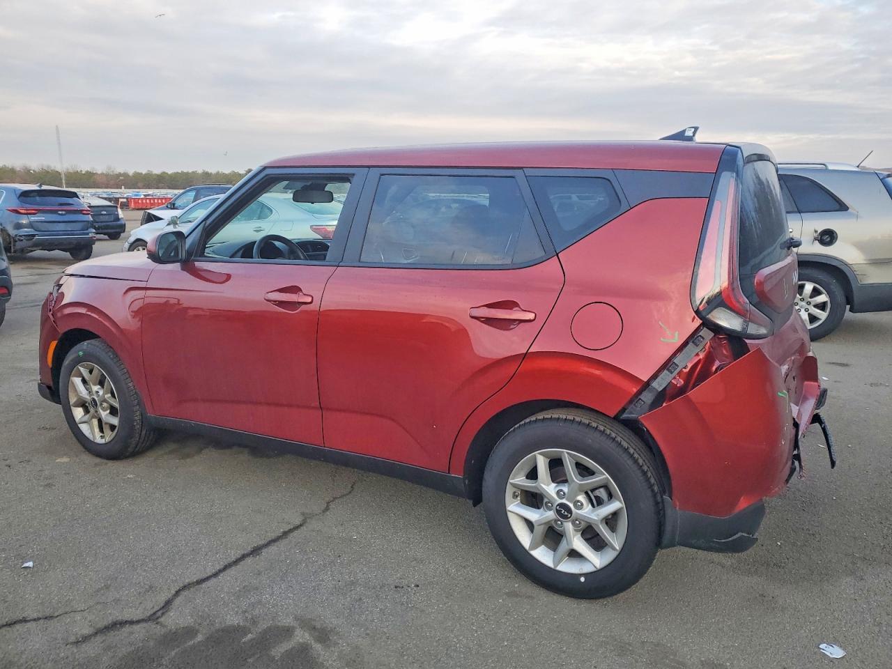 2025 KIA Soul lx