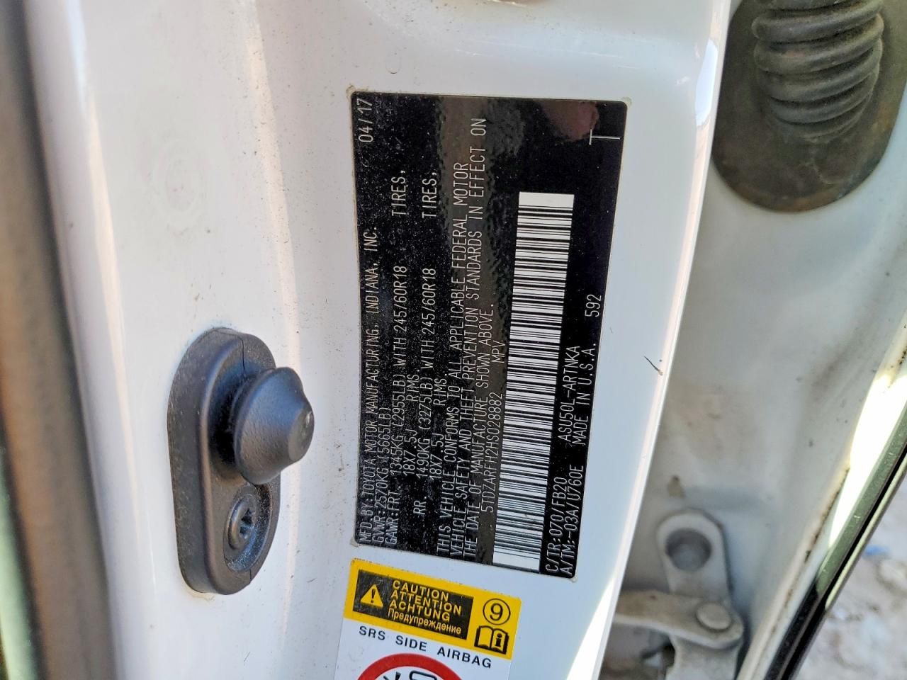 2017 Toyota Highlander le