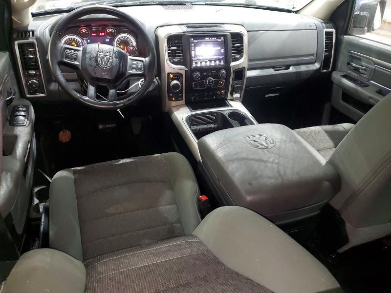 2015 Dodge Ram 1500 slt