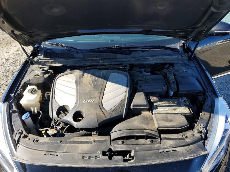 2015 KIA Cadenza Premium