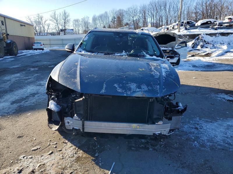 2020 Audi Q8 Premium Plus S-line