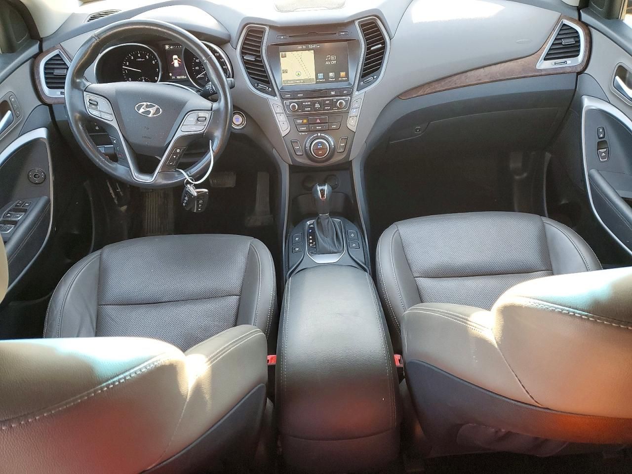 2017 Hyundai Santa fe se Ultimate