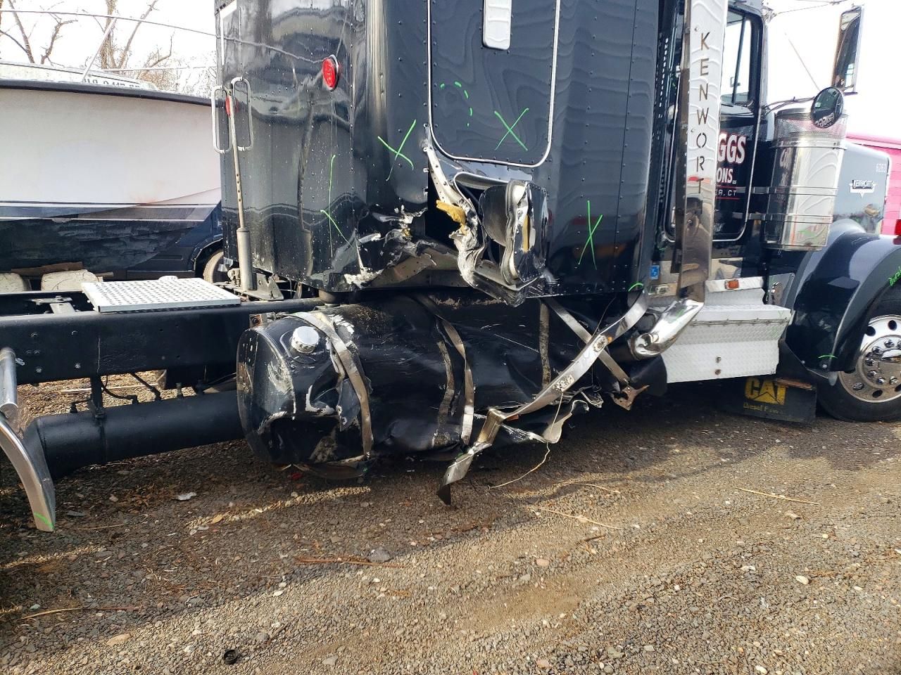 2000 Kenworth W900 Semi Truck