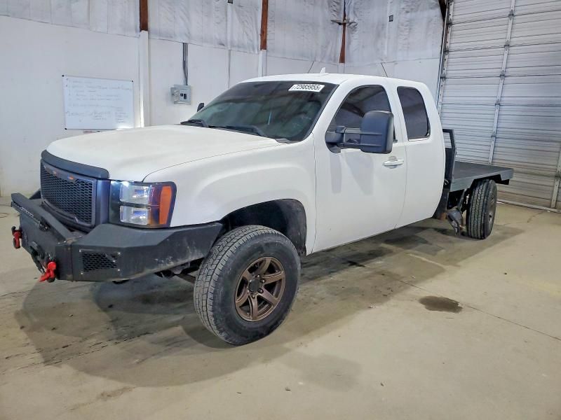2007 GMC K10753 Flatbed Truck