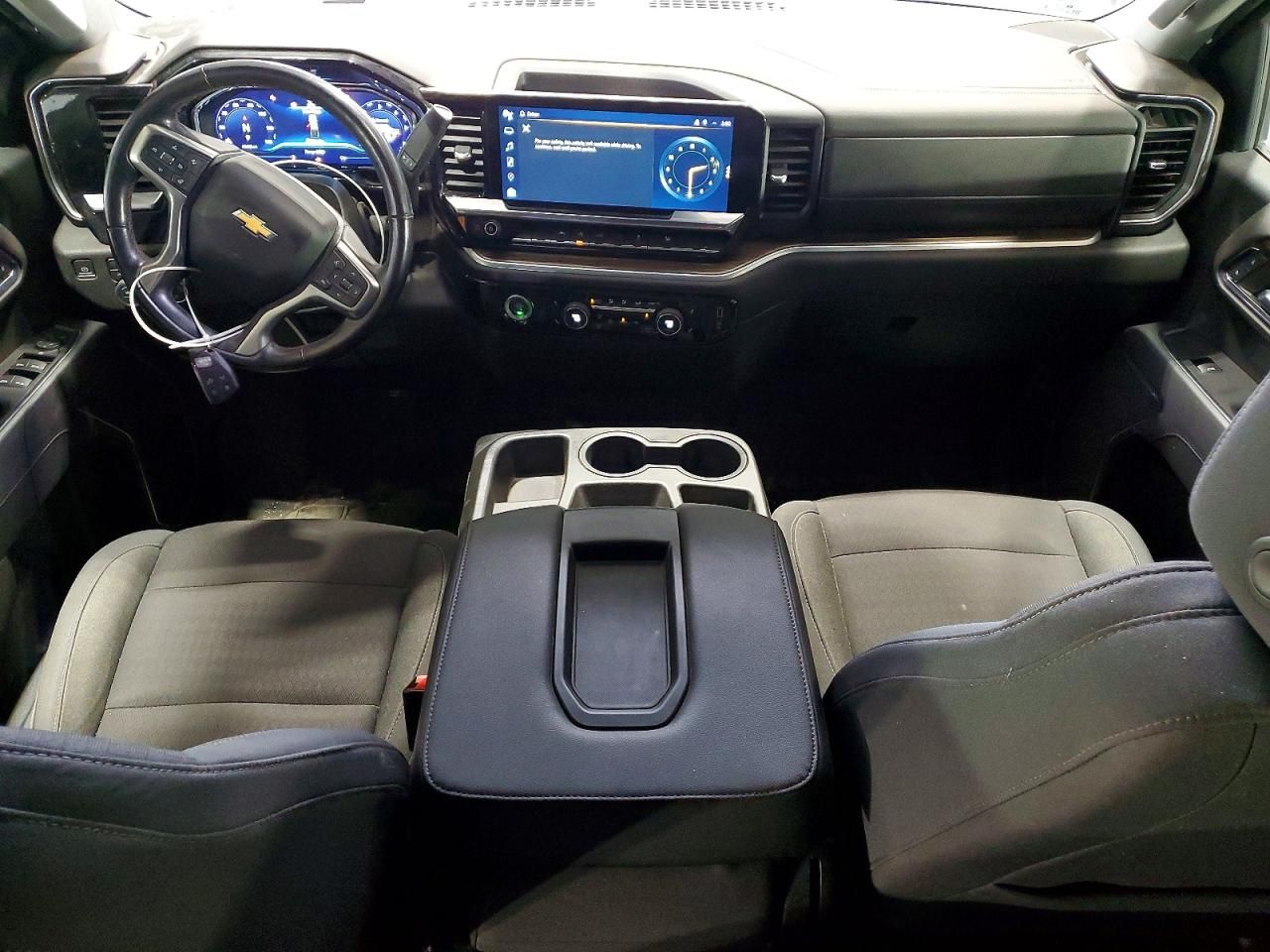 2022 Chevrolet Silverado K1500 lt