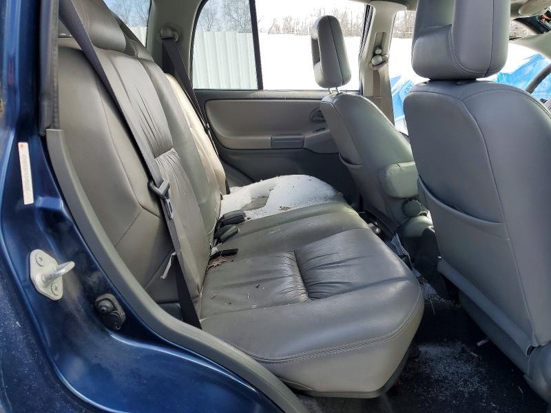 2004 Chevrolet Tracker lt