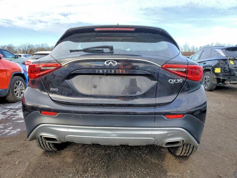 2018 Infinity Qx30 Base
