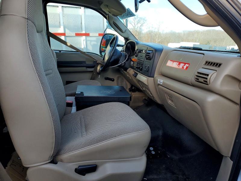 2006 Ford F350 Bucket Truck