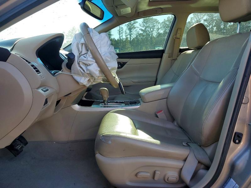 2014 Niss Altima s