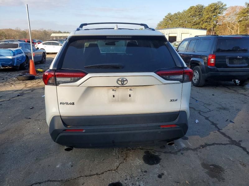 2021 Toyota Rav4 xle