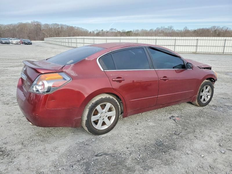 2010 Nissan Altima Base