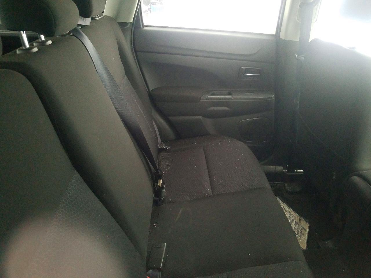 2012 Mitsubishi Rvr se