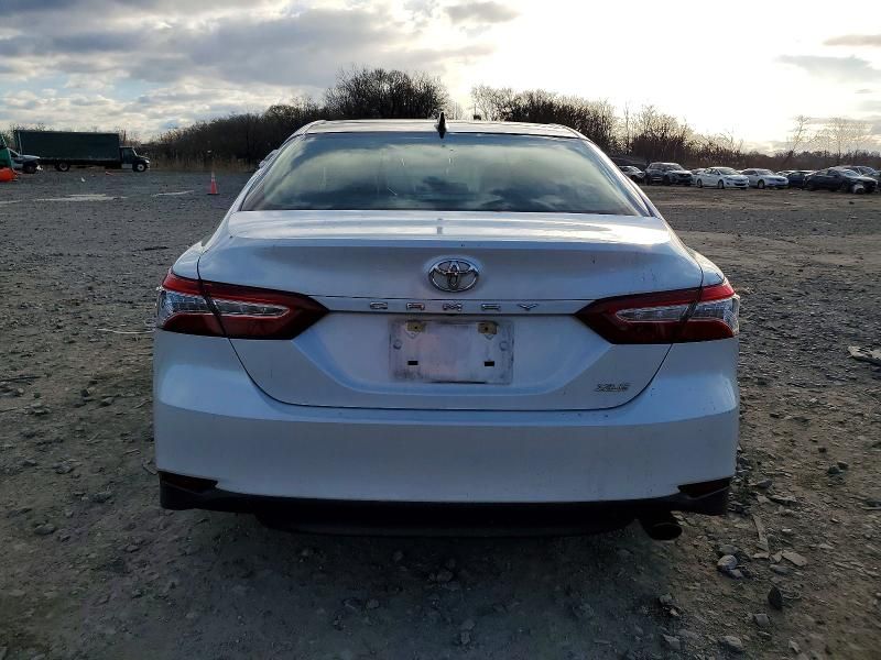 2020 Toyota Camry xle