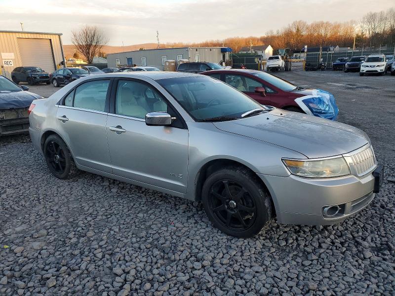 2008 Lincoln Townhouse MKZ